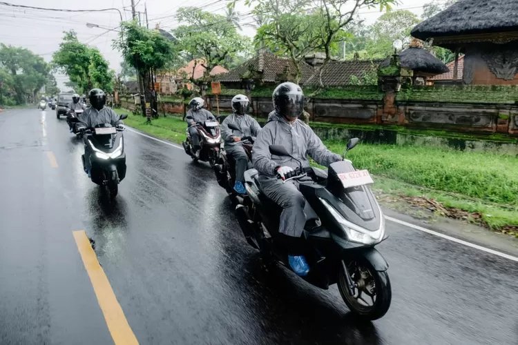 Terbaru dari Honda PCX160, Tetap Terkoneksi dan Bebas Ribet dengan Honda RoadSync