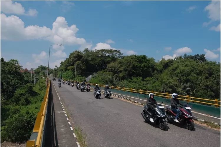 Eksplor Magelang Bersama Skuter Matik Besar New Honda PCX160
