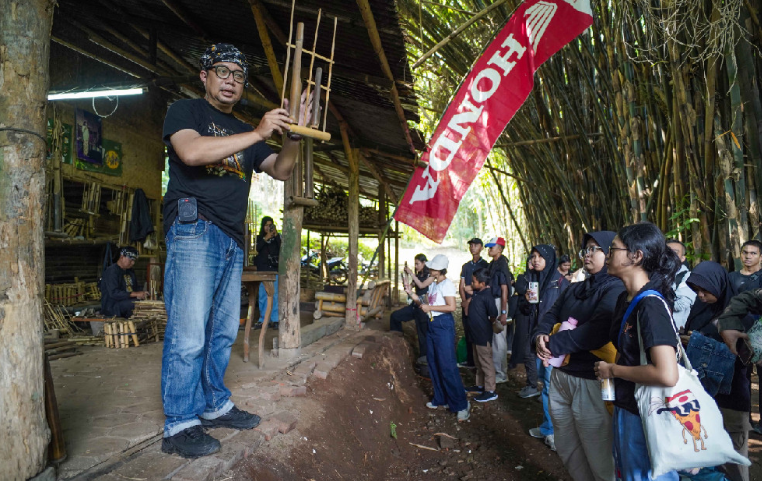AHM Gandeng Puluhan Sekolah Jaga Warisan Budaya Indonesia
