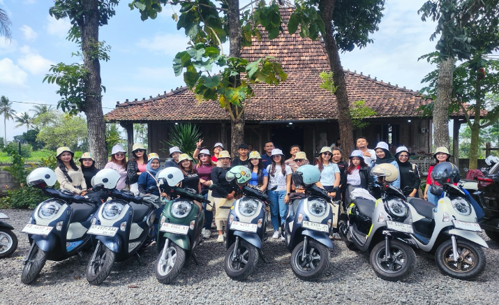 Serunya Riding dan Berkreasi Melalui Scoopy Velocreativity