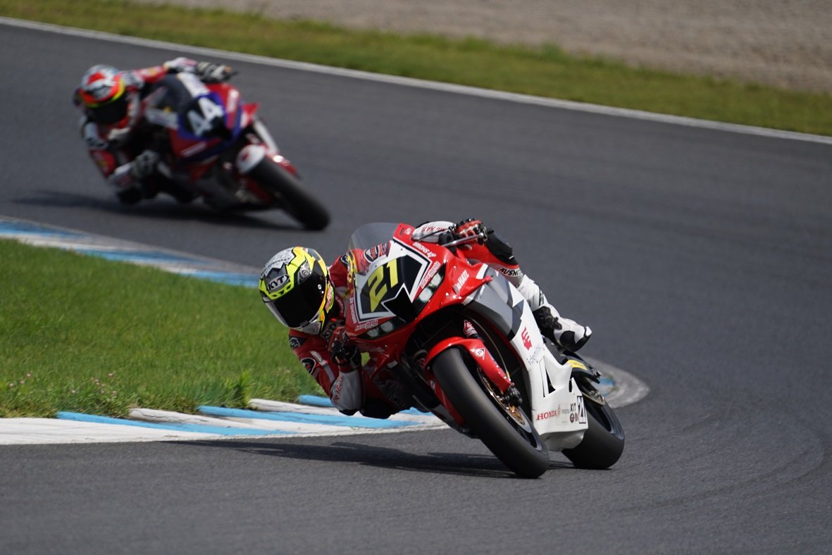 Podium Lagi, Pebalap Binaan Astra Honda Kencang melesat di Balapan Internasional