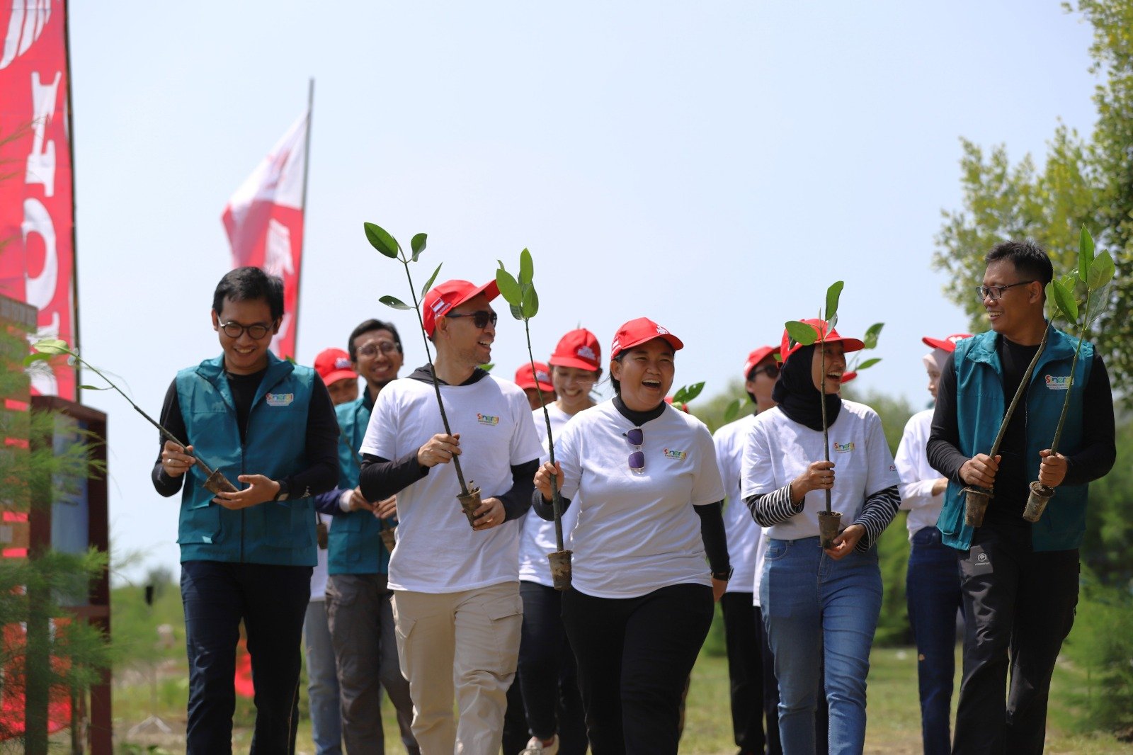 Aksi Nyata SC Squad AHM Dukung Wisata Hijau di Pesisir Karawang