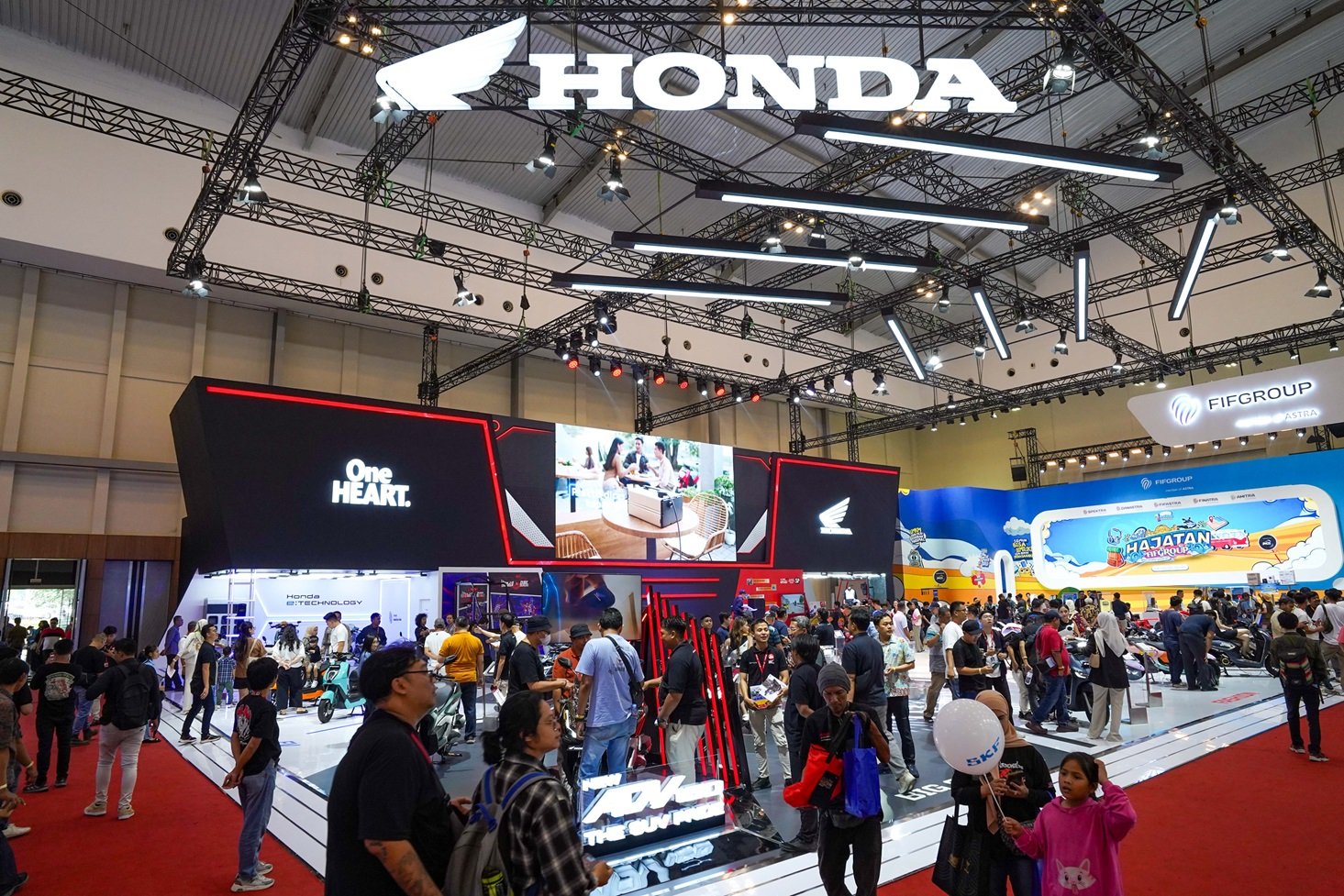 Disambut Antusias, New Honda ADV160 Jadi Primadona di IMOS 2025