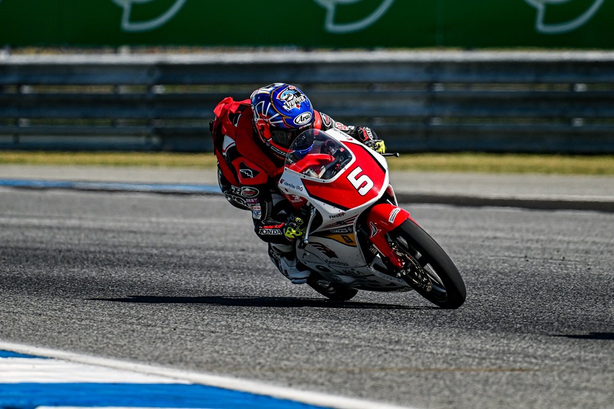 Kembali Melesat Kencang di Buriram, Pebalap Astra Honda Raih Posisi Tiga Besar Klasemen TTC 2025